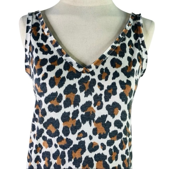 🆕 Animal Print Maxi Dress - Picture 2 of 6